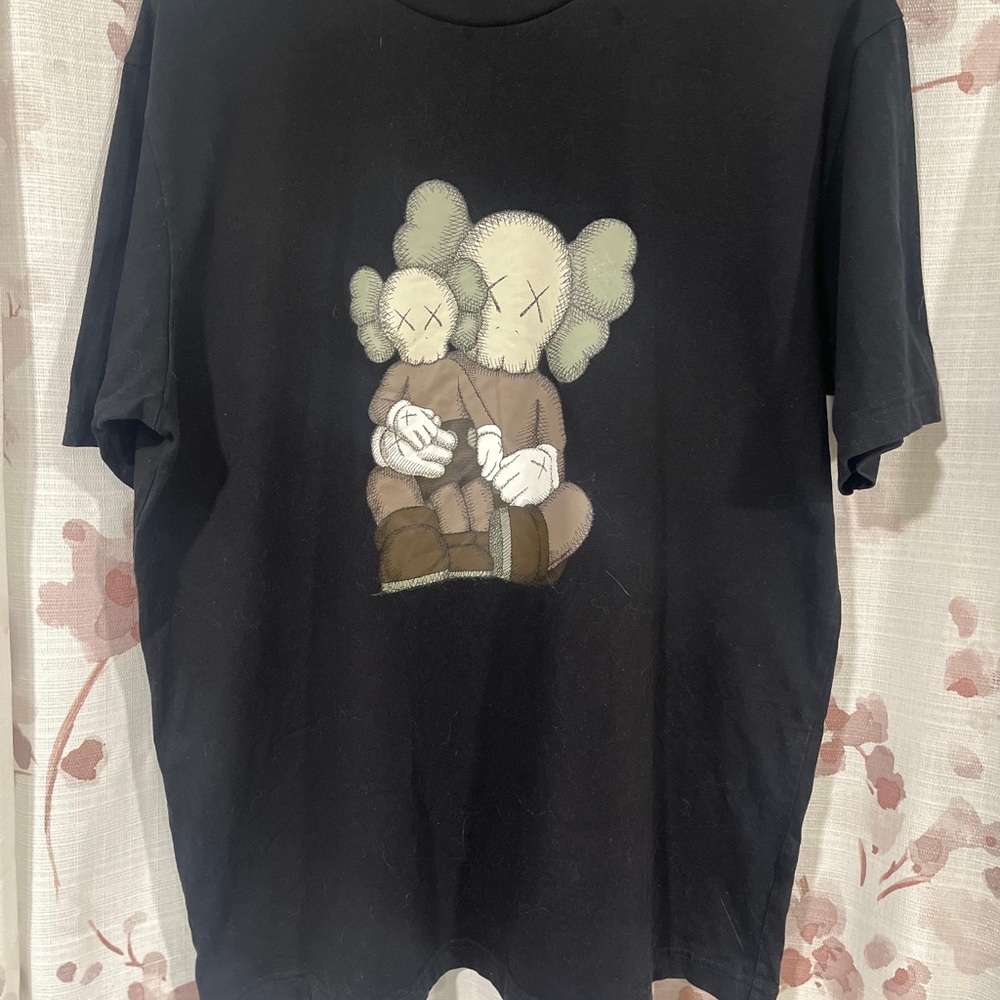Kaws x Uniqlo-t shirt
